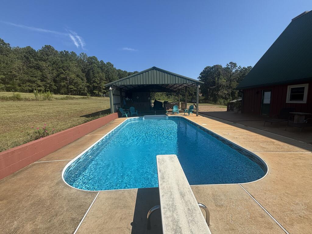 1411 County Road 6642