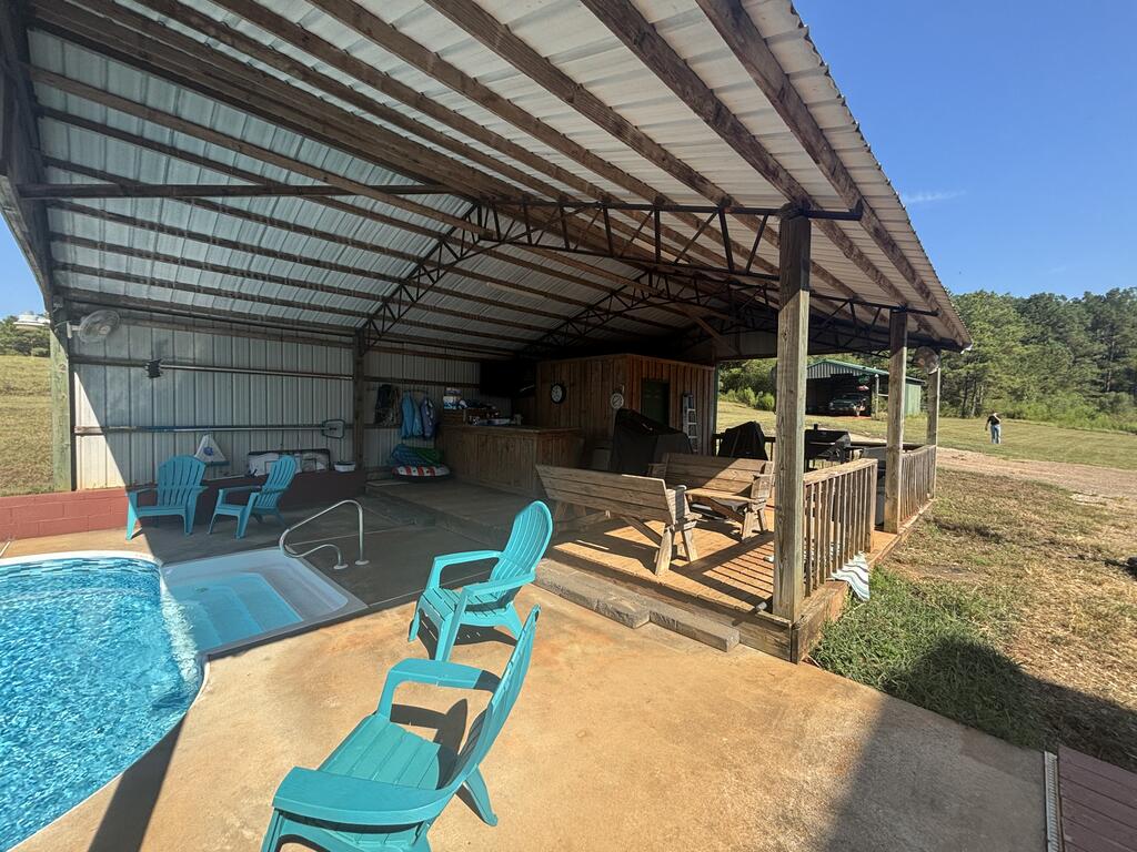 1411 County Road 6642