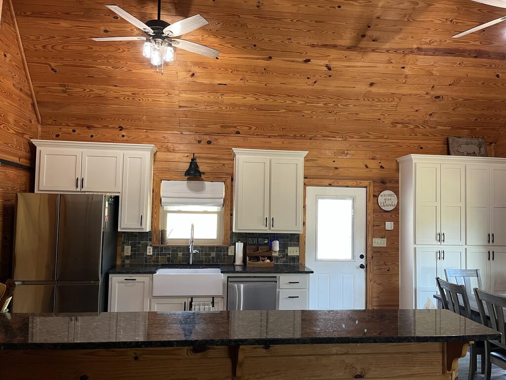 1411 County Road 6642