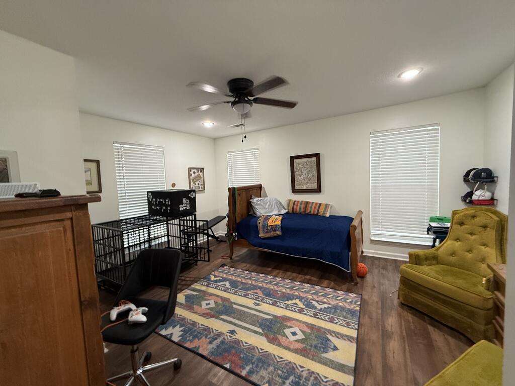 453 County Road 4412