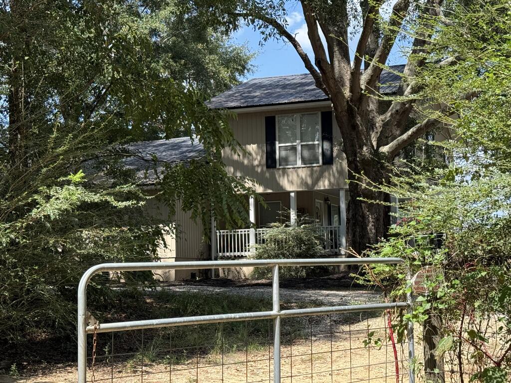 453 County Road 4412