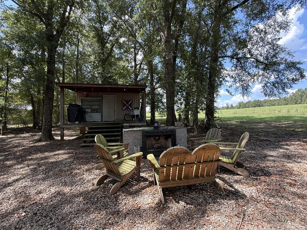 453 County Road 4412