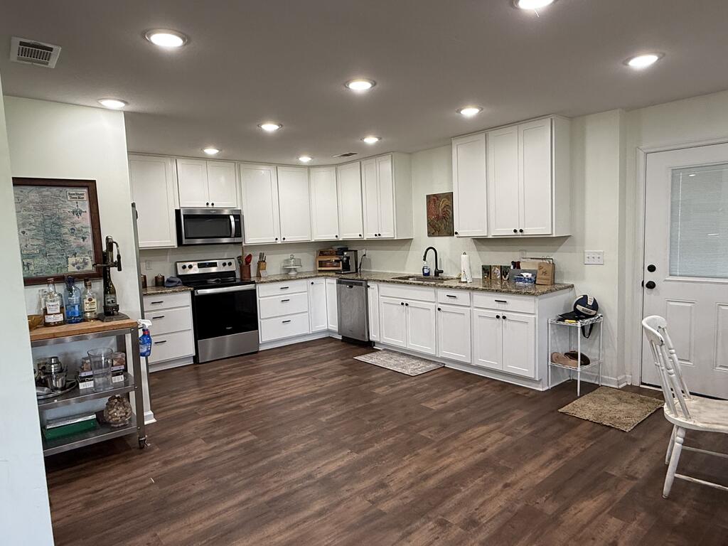 453 County Road 4412