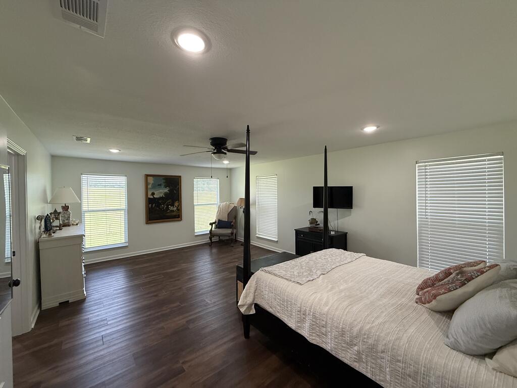 453 County Road 4412