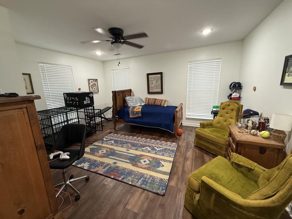 453 County Road 4412