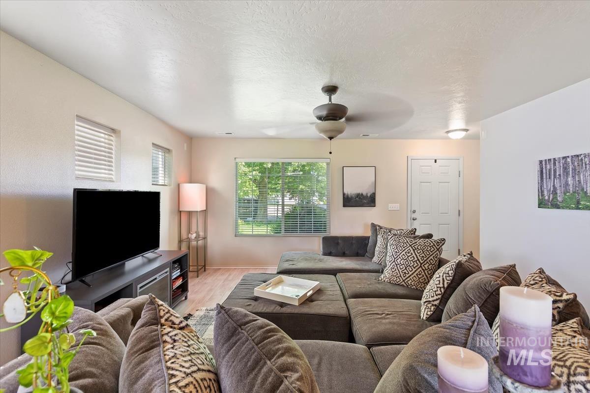 11286 W Silver River Loop