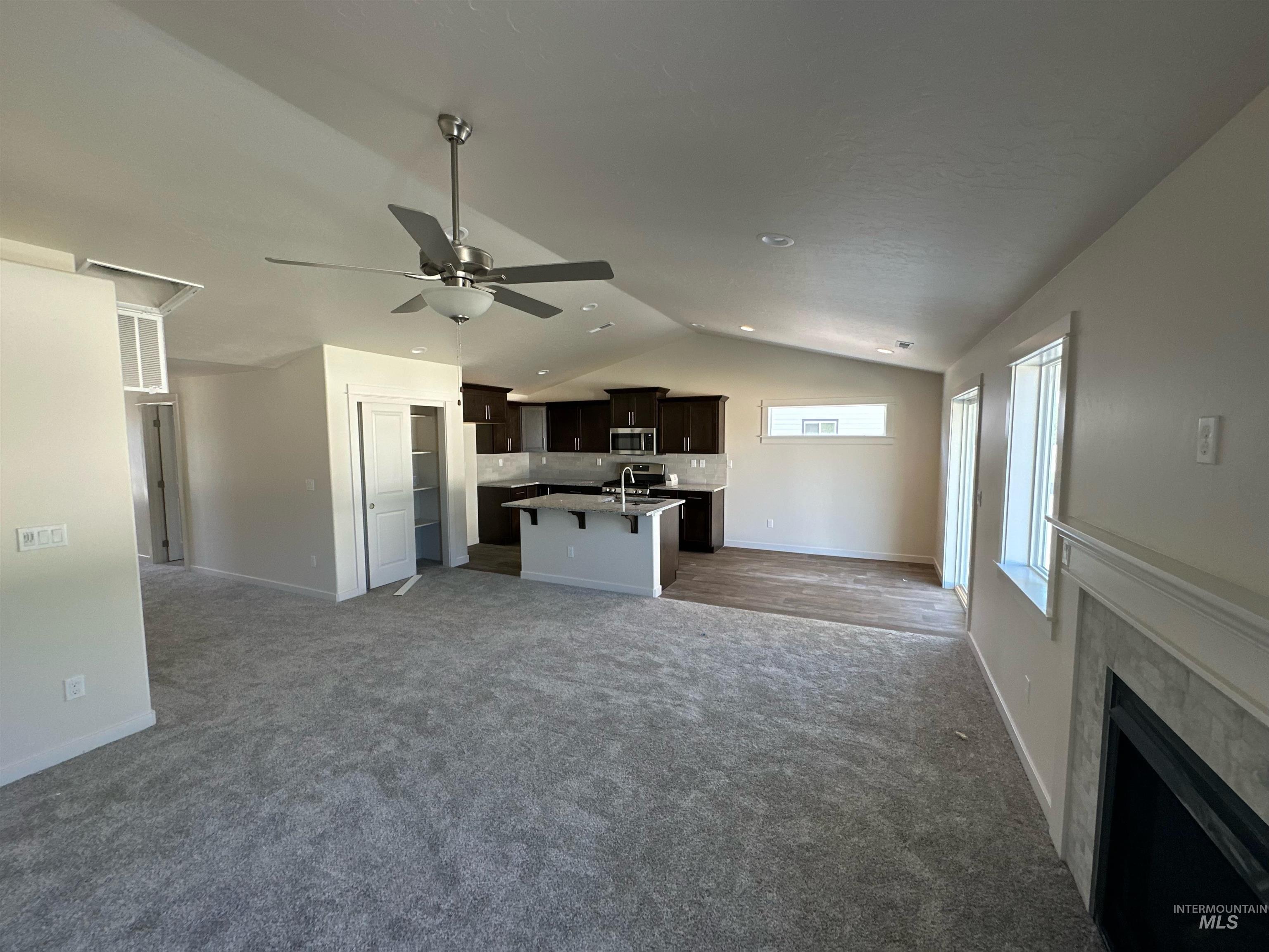618 Blue Topaz Ave