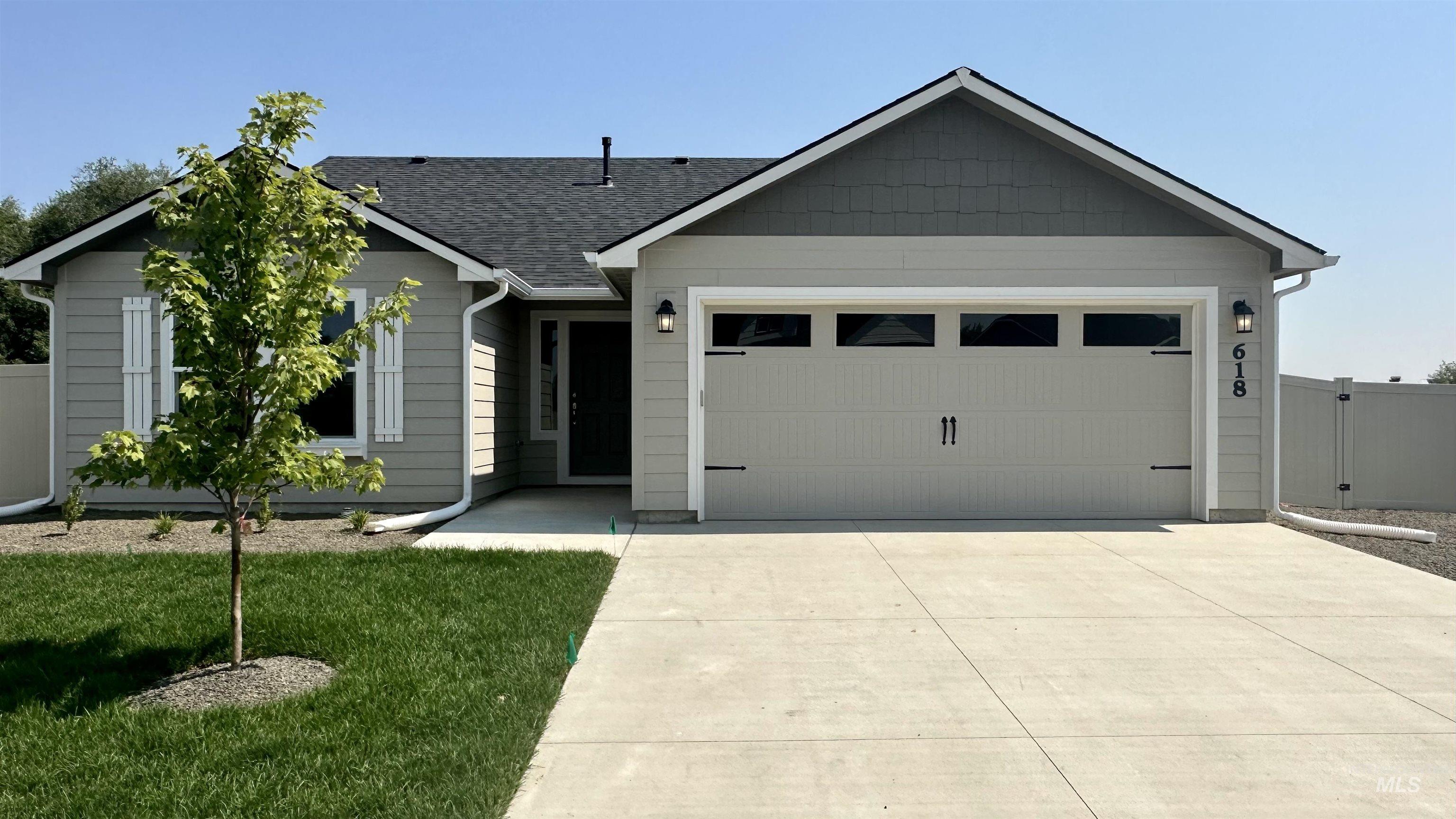 618 Blue Topaz Ave