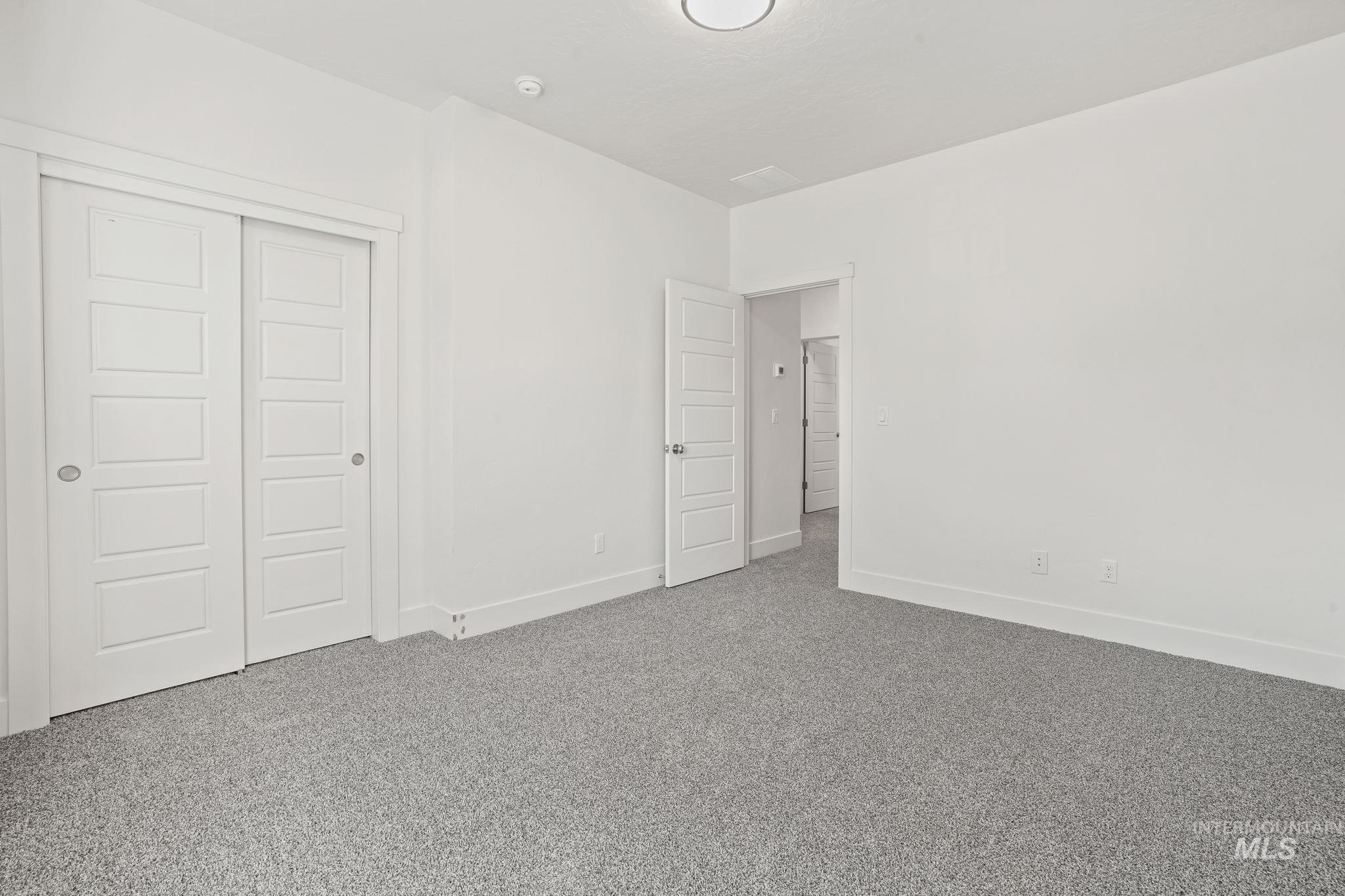 286/288 W Ave A