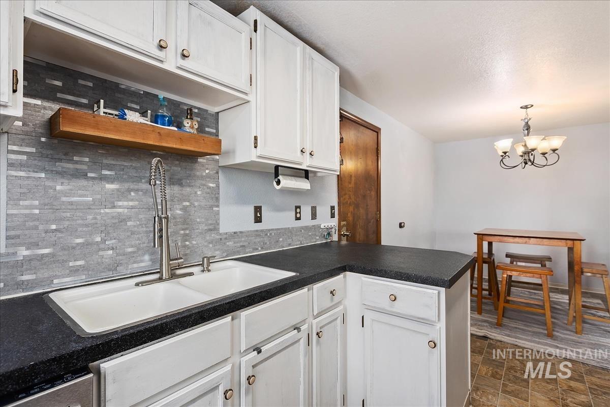 9545 W Lorinda Ct