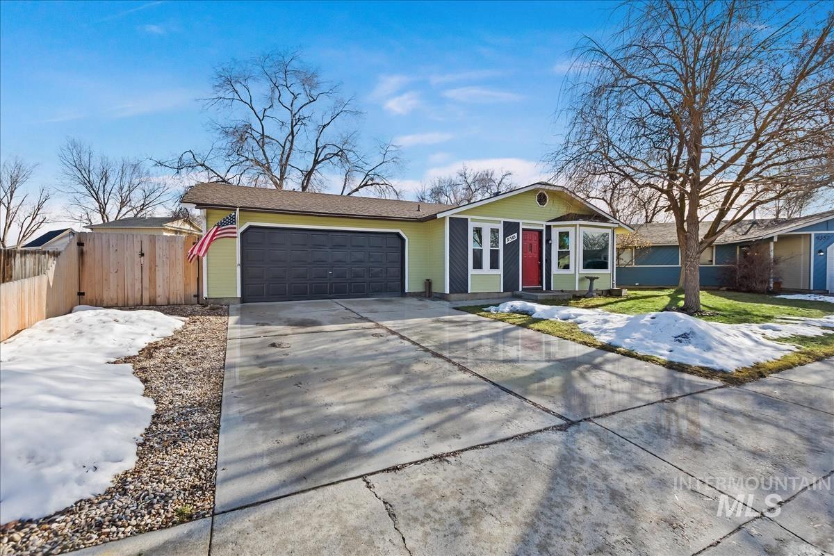 9545 W Lorinda Ct