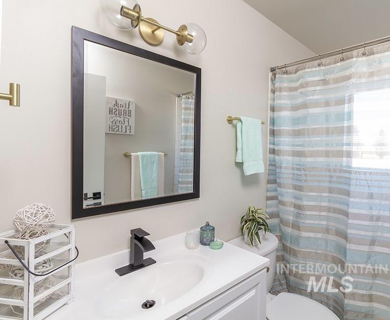 1621/1623 W Olympia Dr