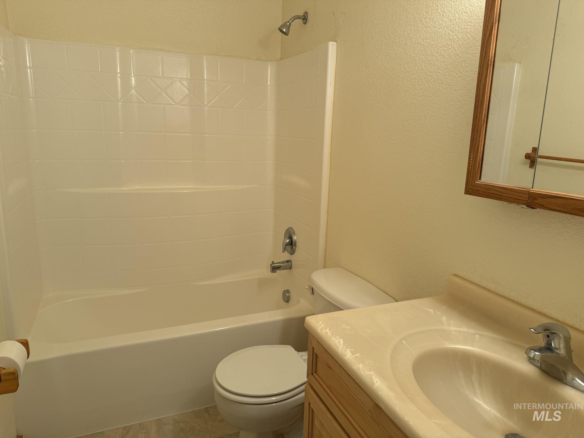 5242 Sand Hollow