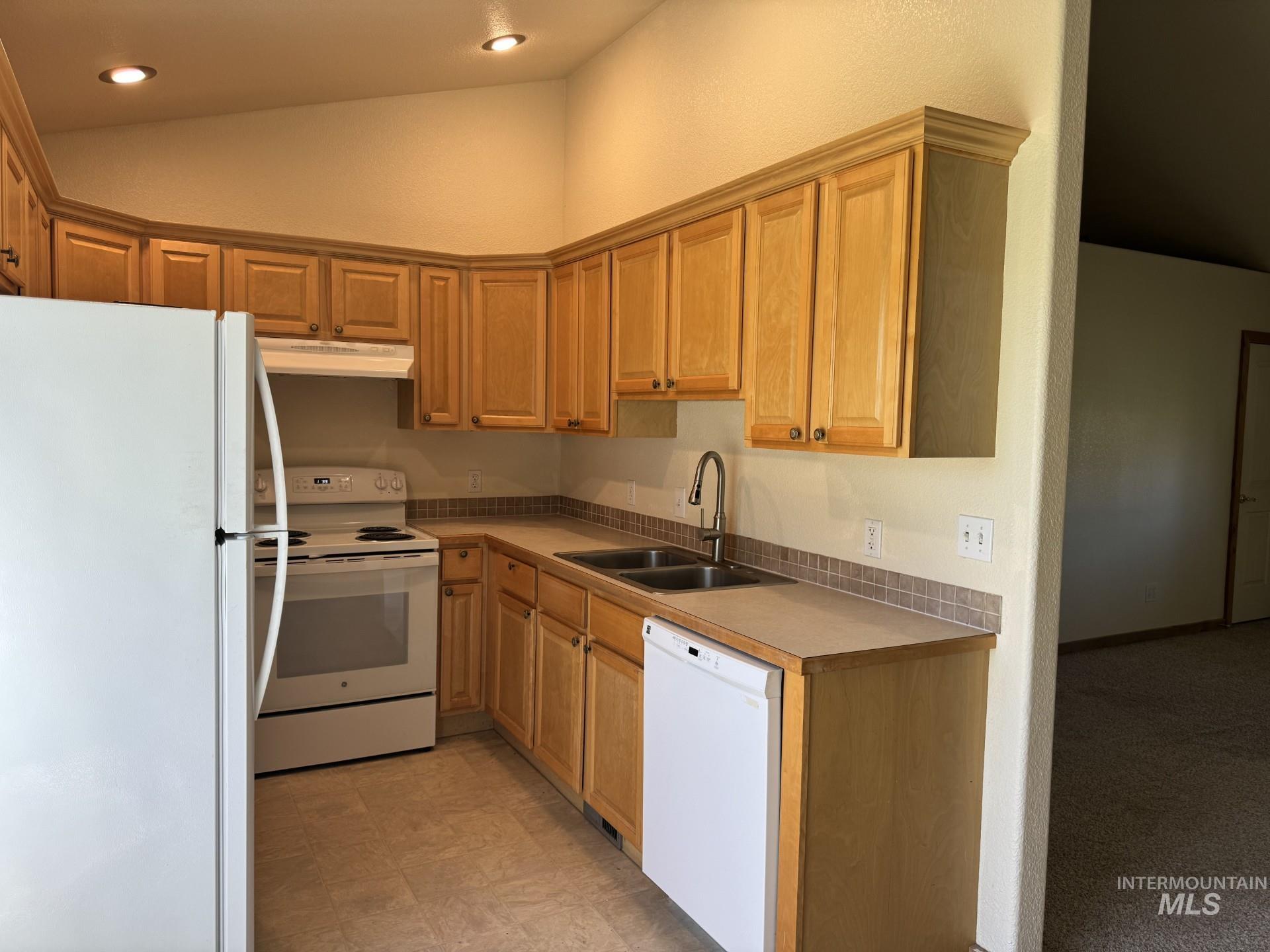 5242 Sand Hollow