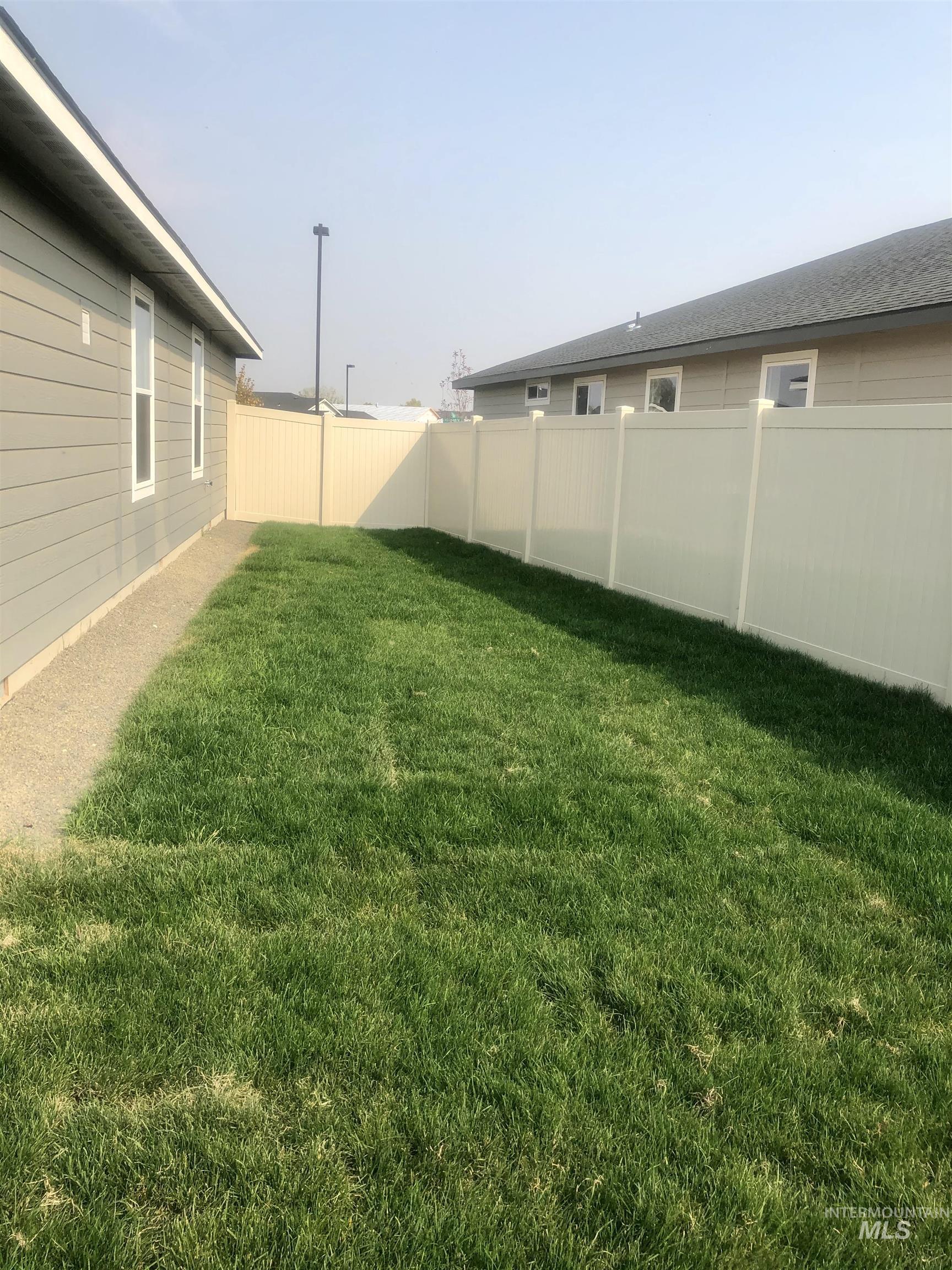 6659 S Allegiance Ave