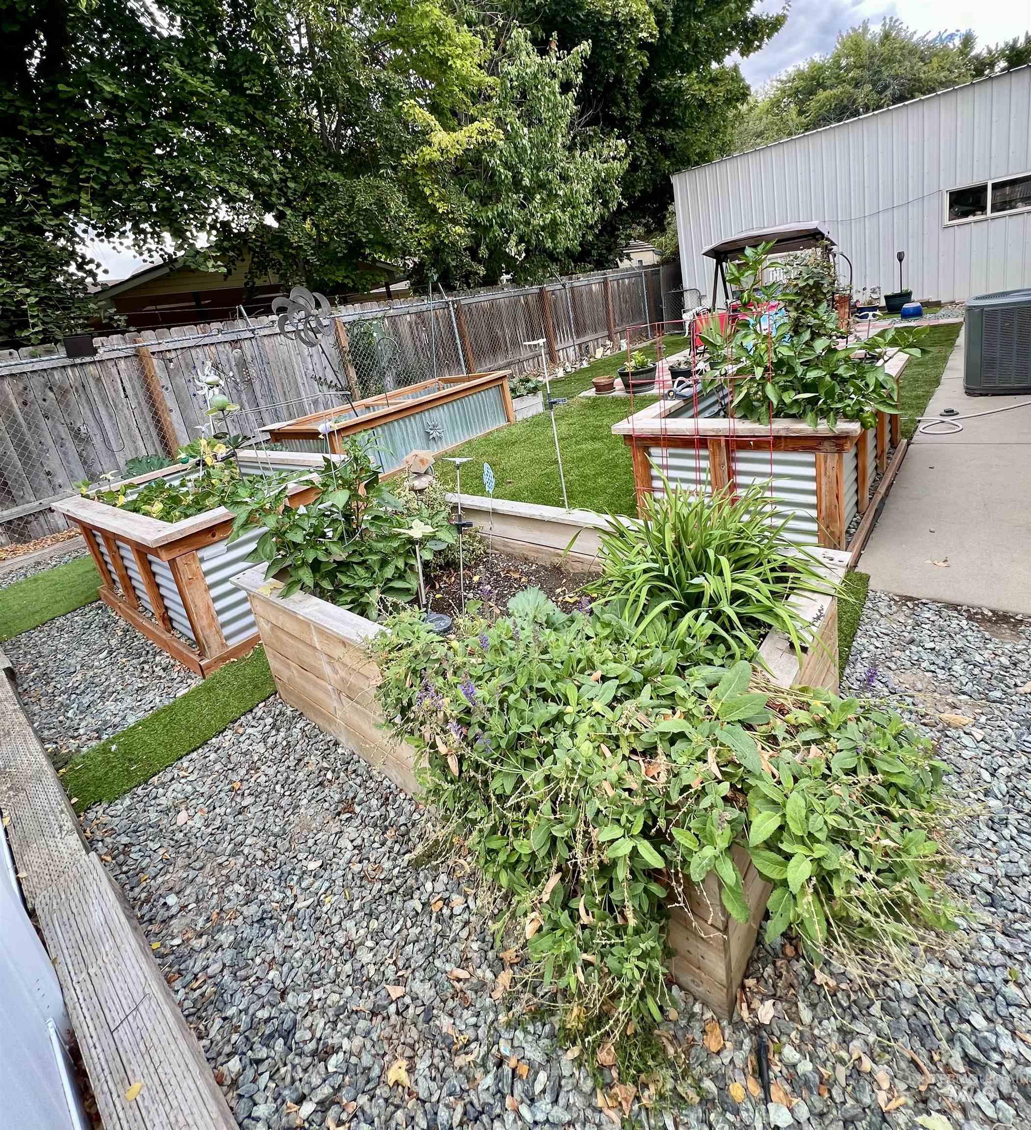 9390 W Ustick Rd. Unit: Space A