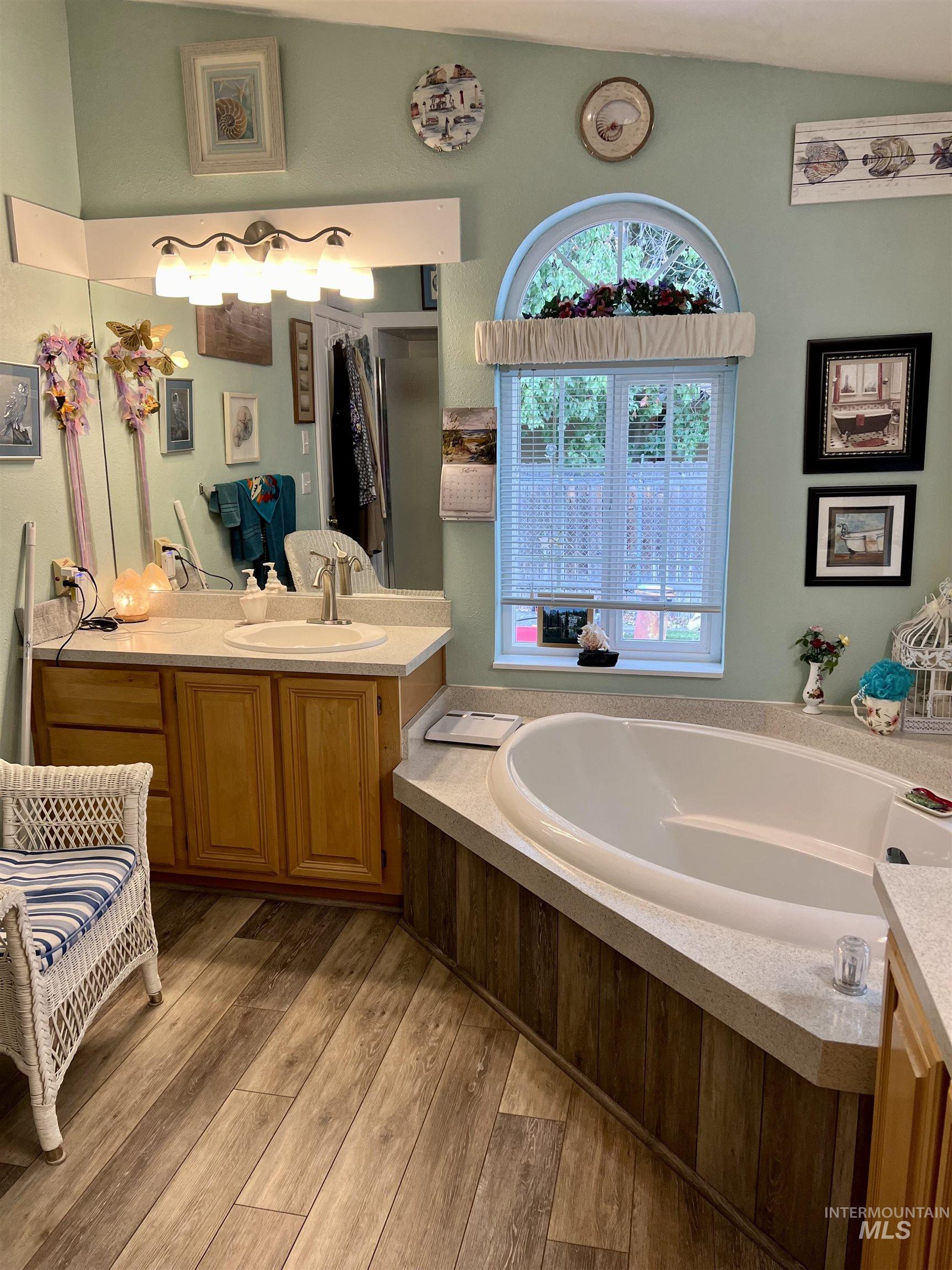 9390 W Ustick Rd. Unit: Space A