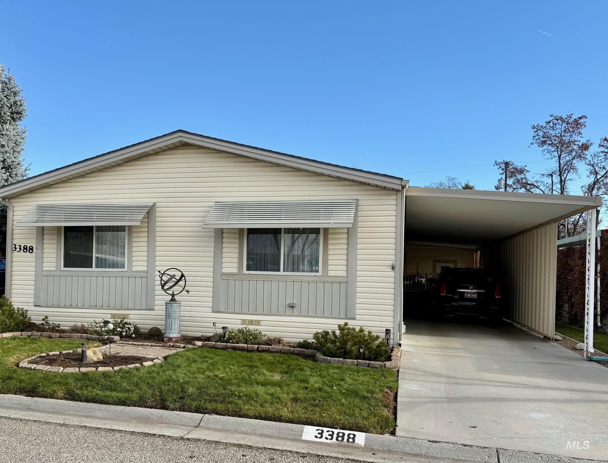 3388 N Dalton Lane