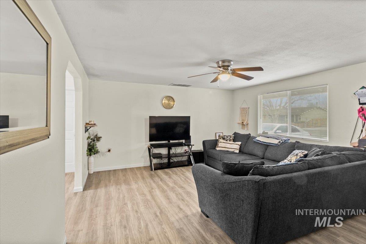 10833 W Richey Ct