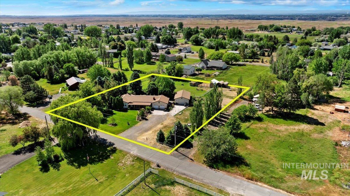 213 Sage Road West