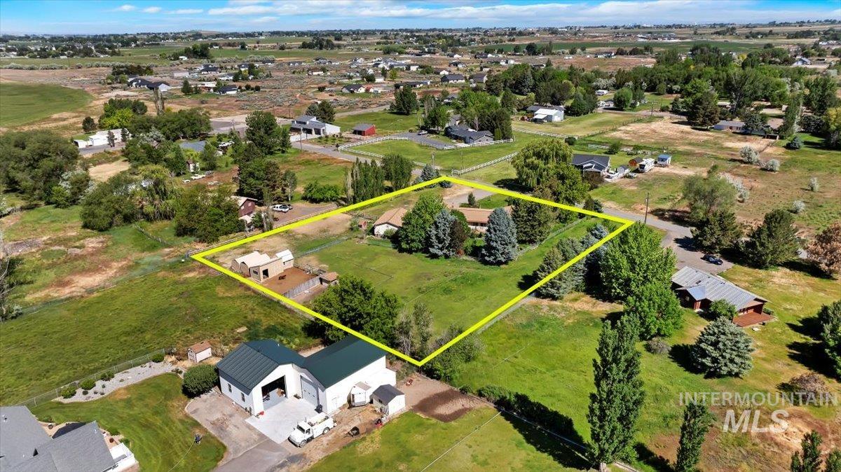213 Sage Road West