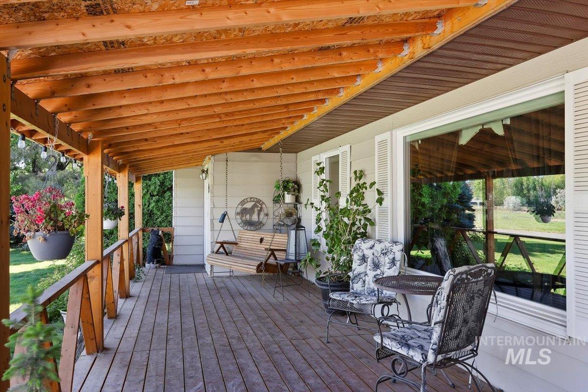 213 Sage Road West