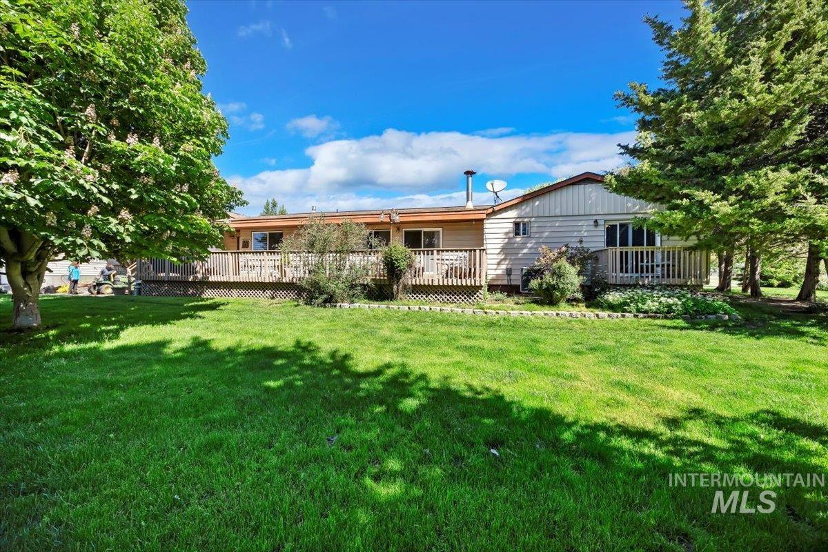 213 Sage Road West