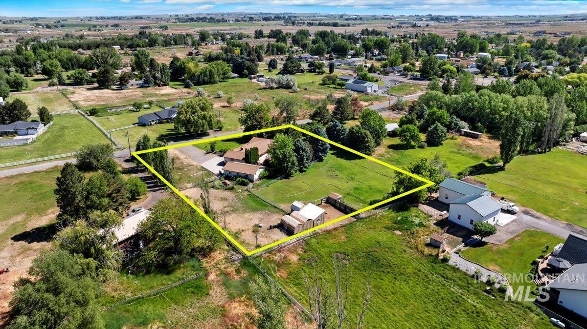 213 Sage Road West