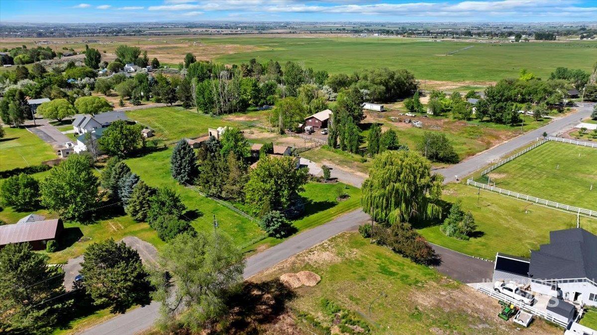 213 Sage Road West