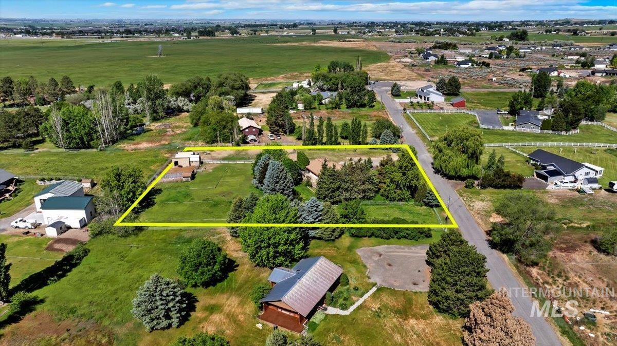 213 Sage Road West