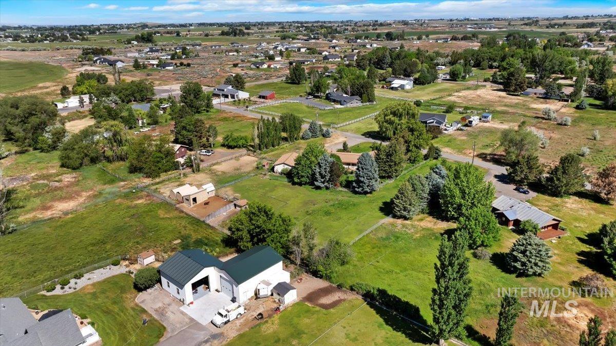213 Sage Road West