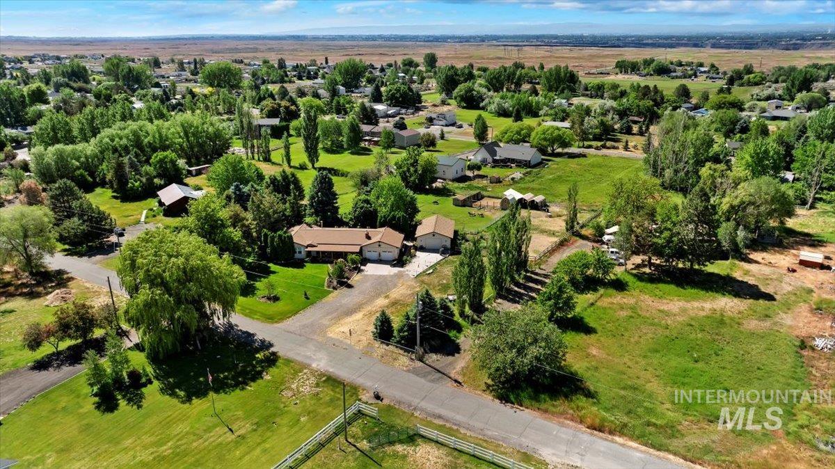 213 Sage Road West