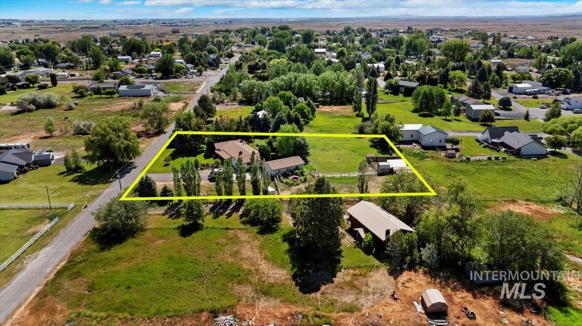 213 Sage Road West