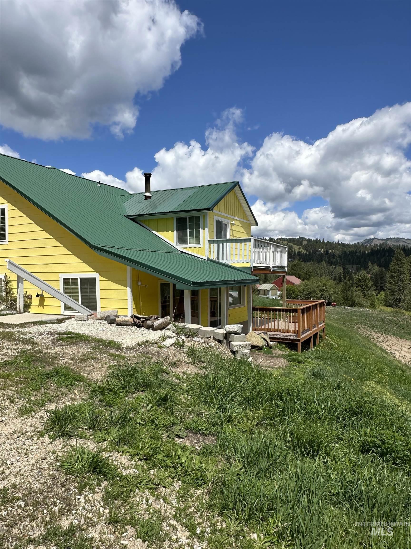 61 Clear Creek Dr.