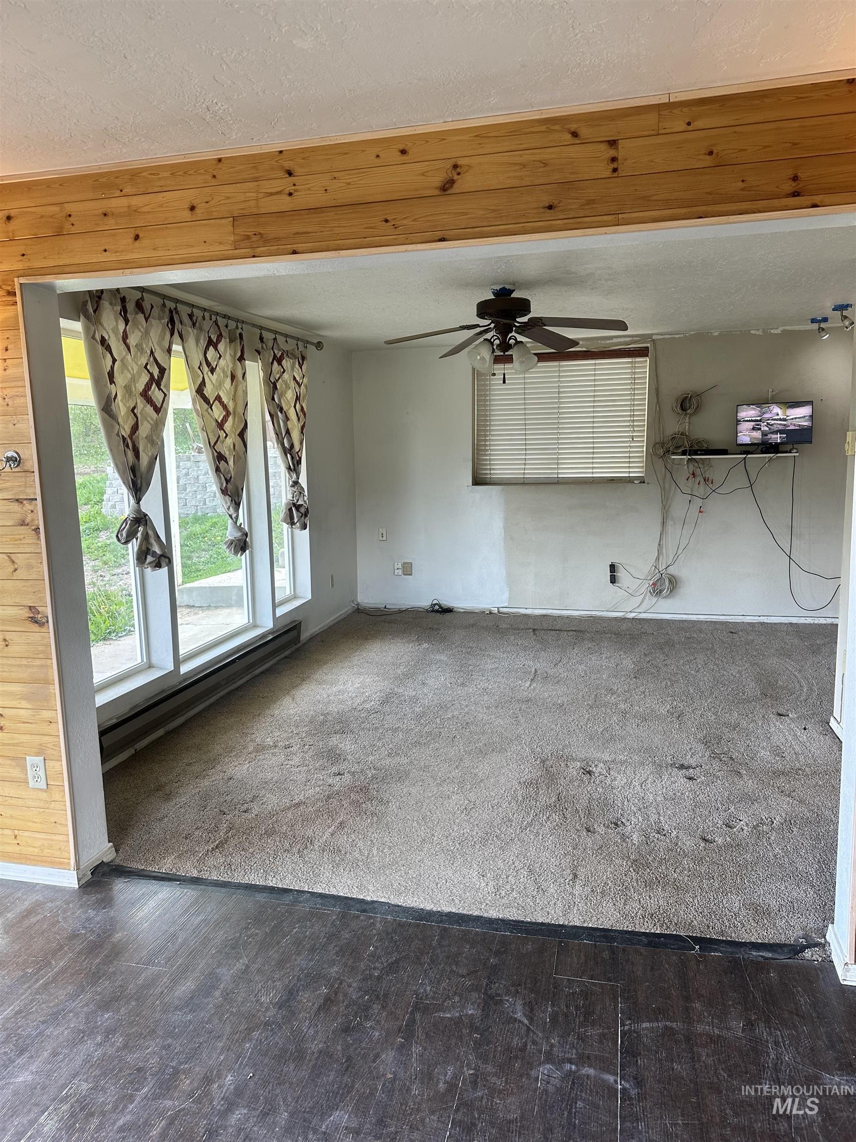 61 Clear Creek Dr.