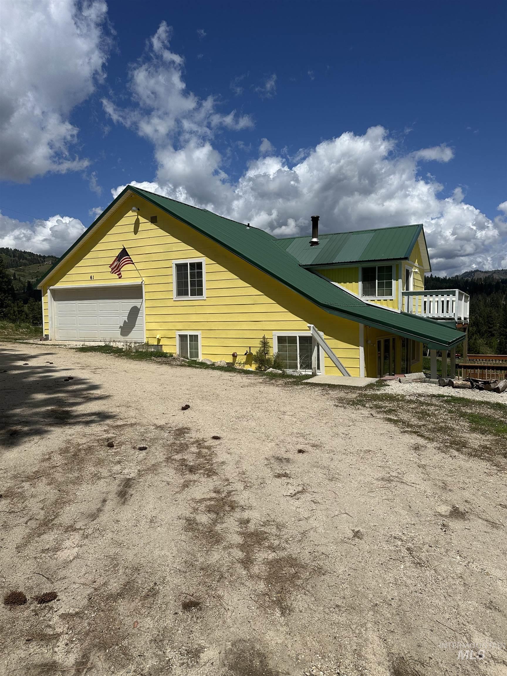 61 Clear Creek Dr.