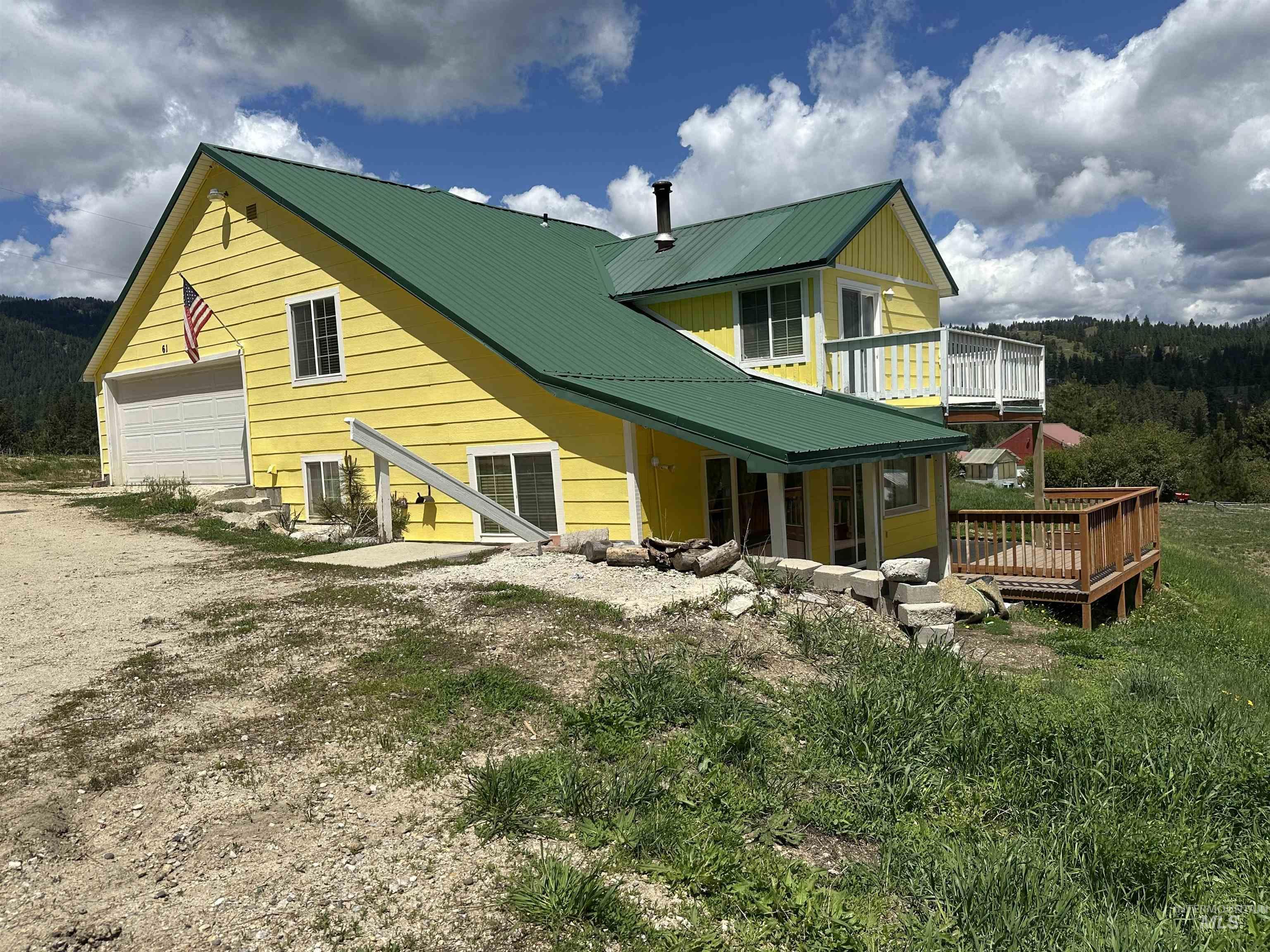 61 Clear Creek Dr.