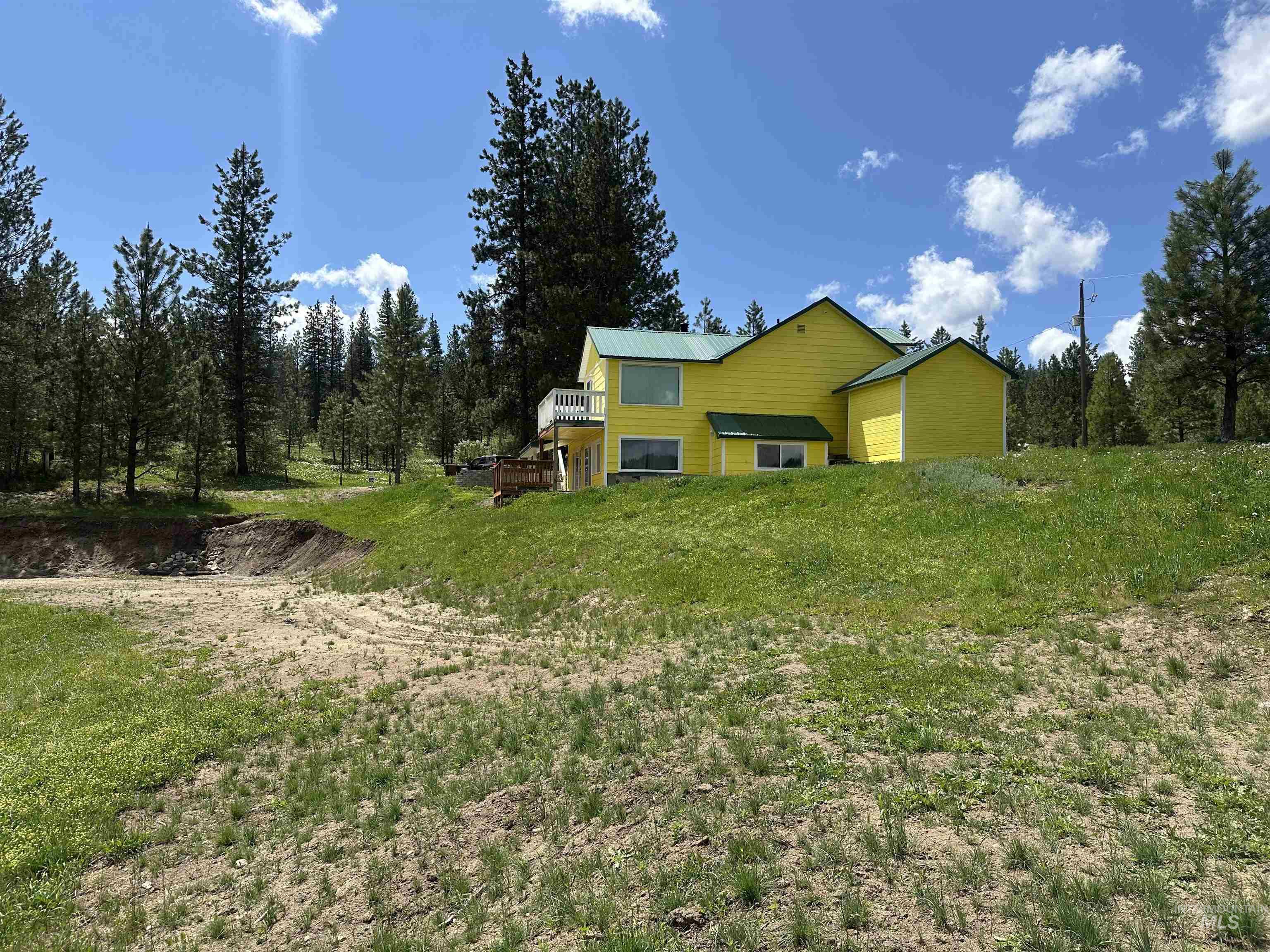 61 Clear Creek Dr.