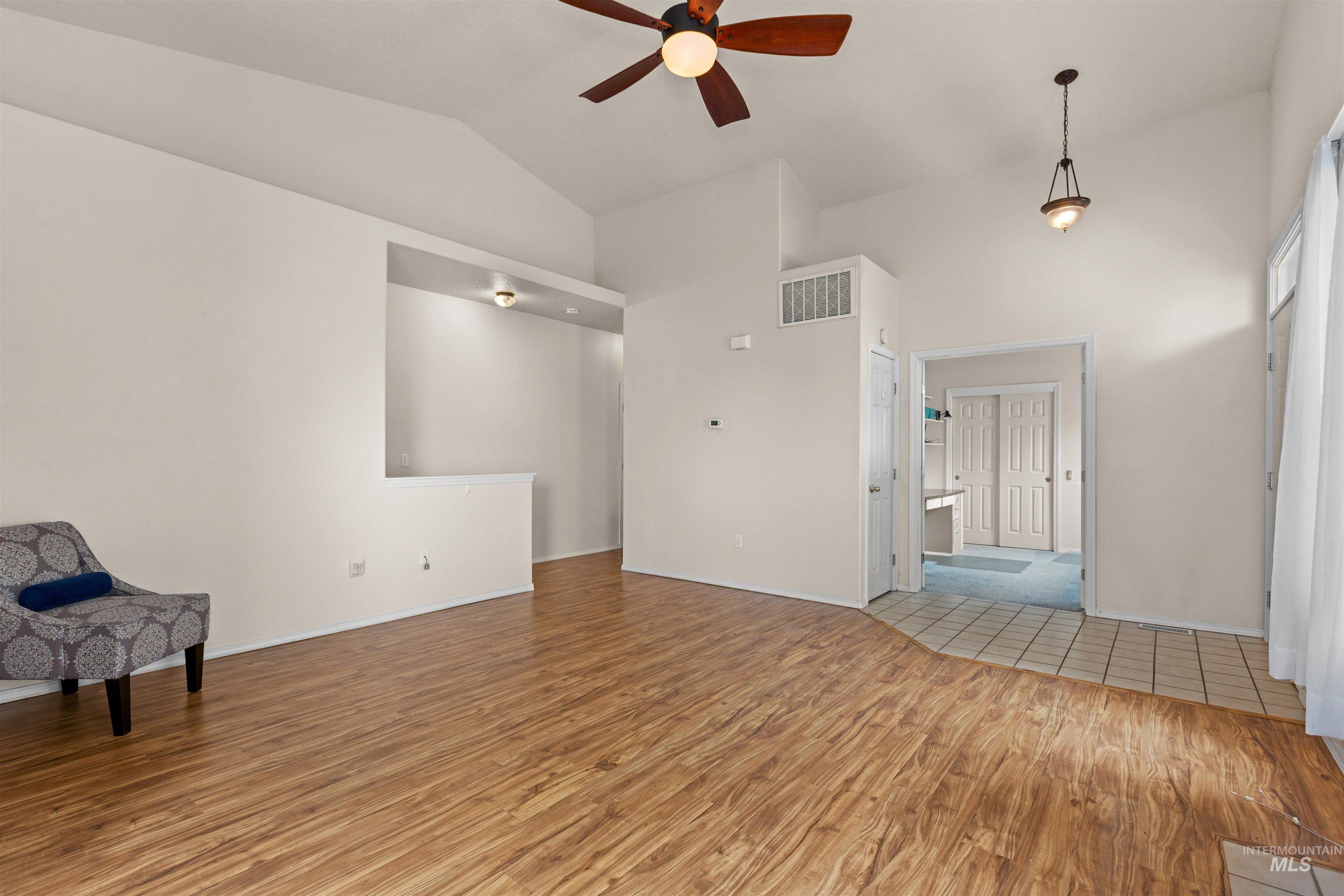 2313 River Oaks Ct