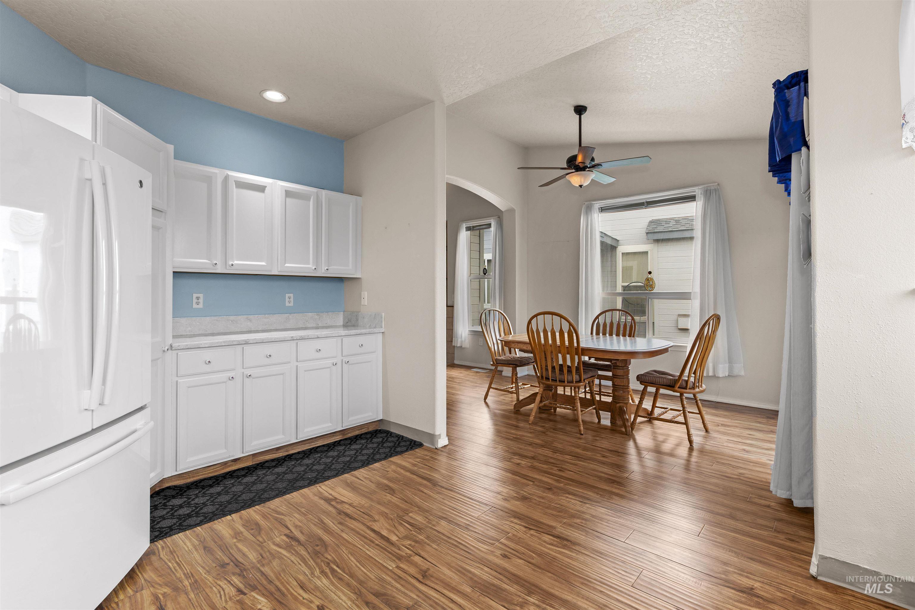 2313 River Oaks Ct
