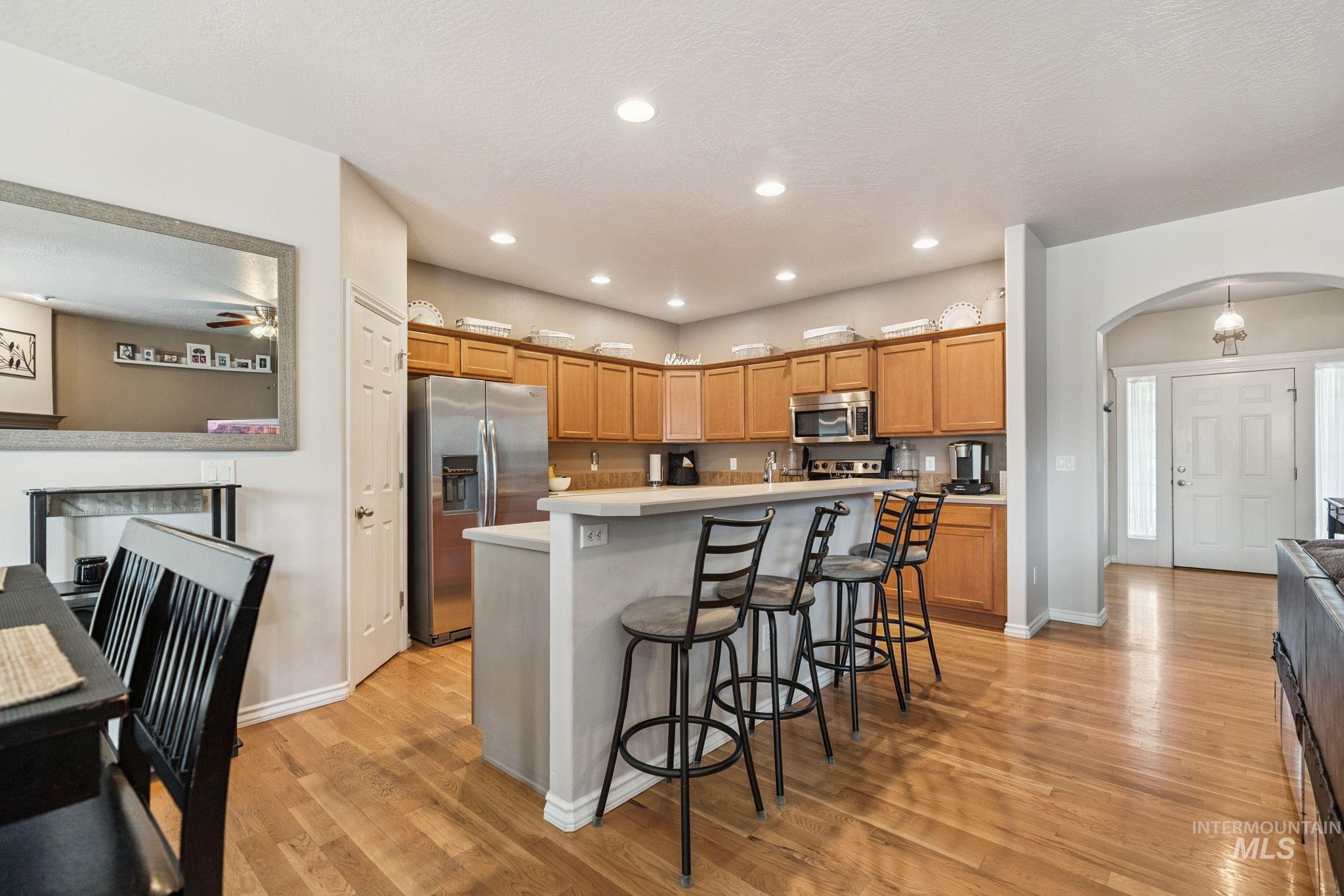 1325 E 15 North