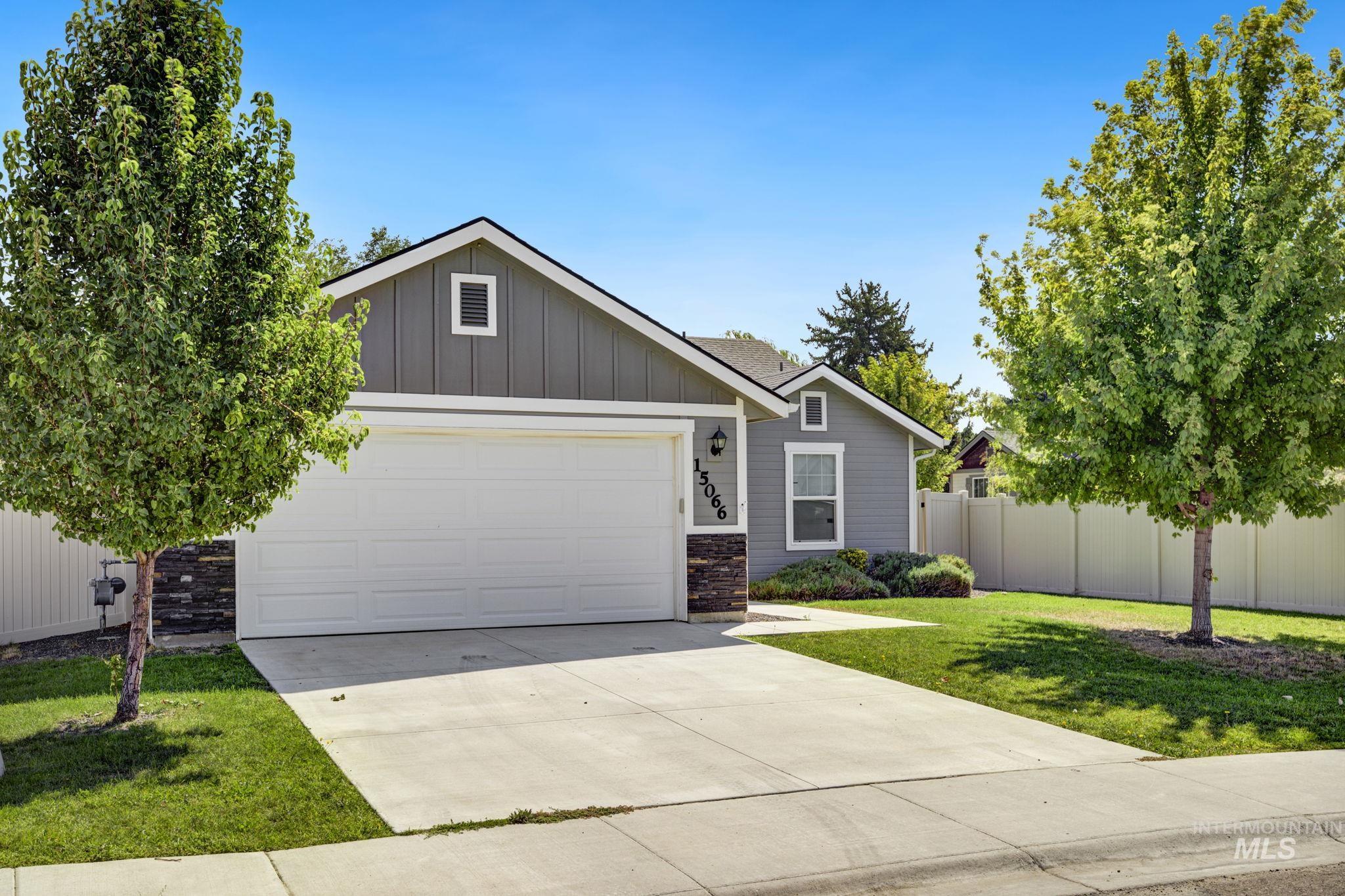 15066 N Bonelli Ave.