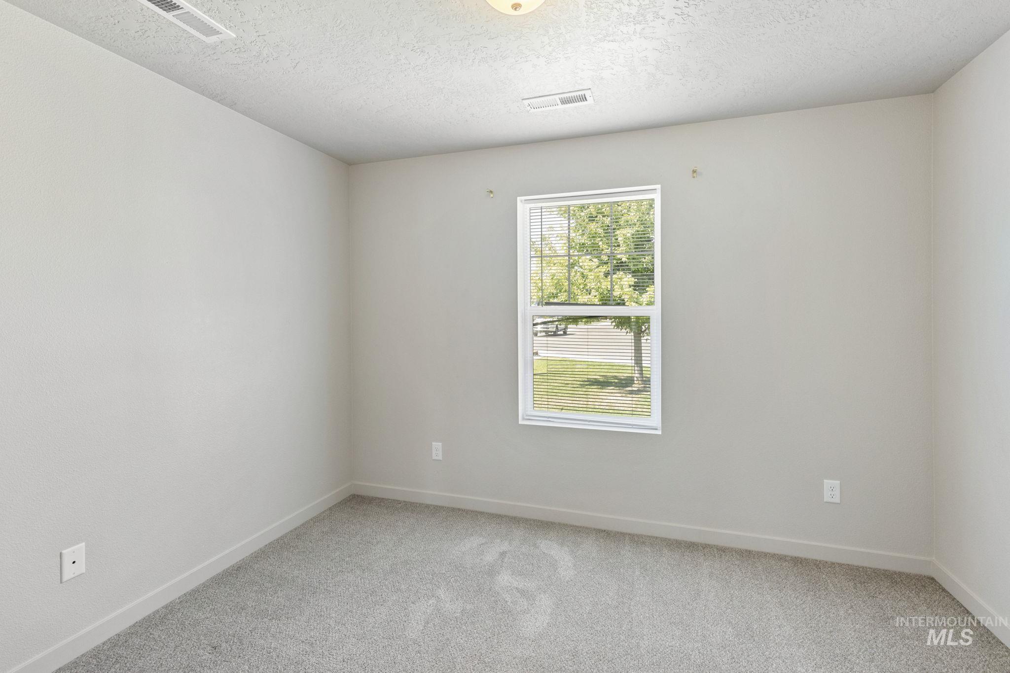 15066 N Bonelli Ave.
