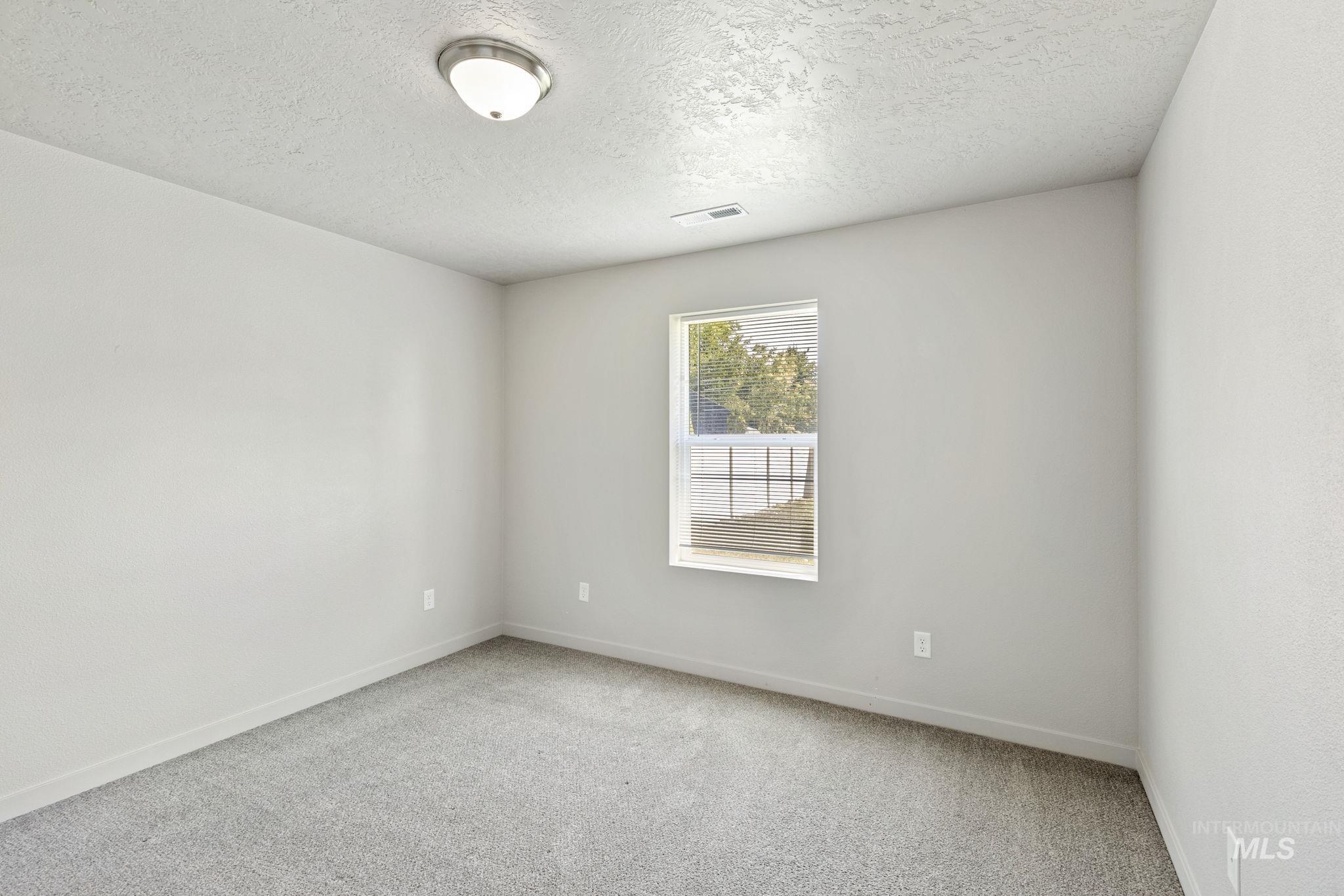15066 N Bonelli Ave.
