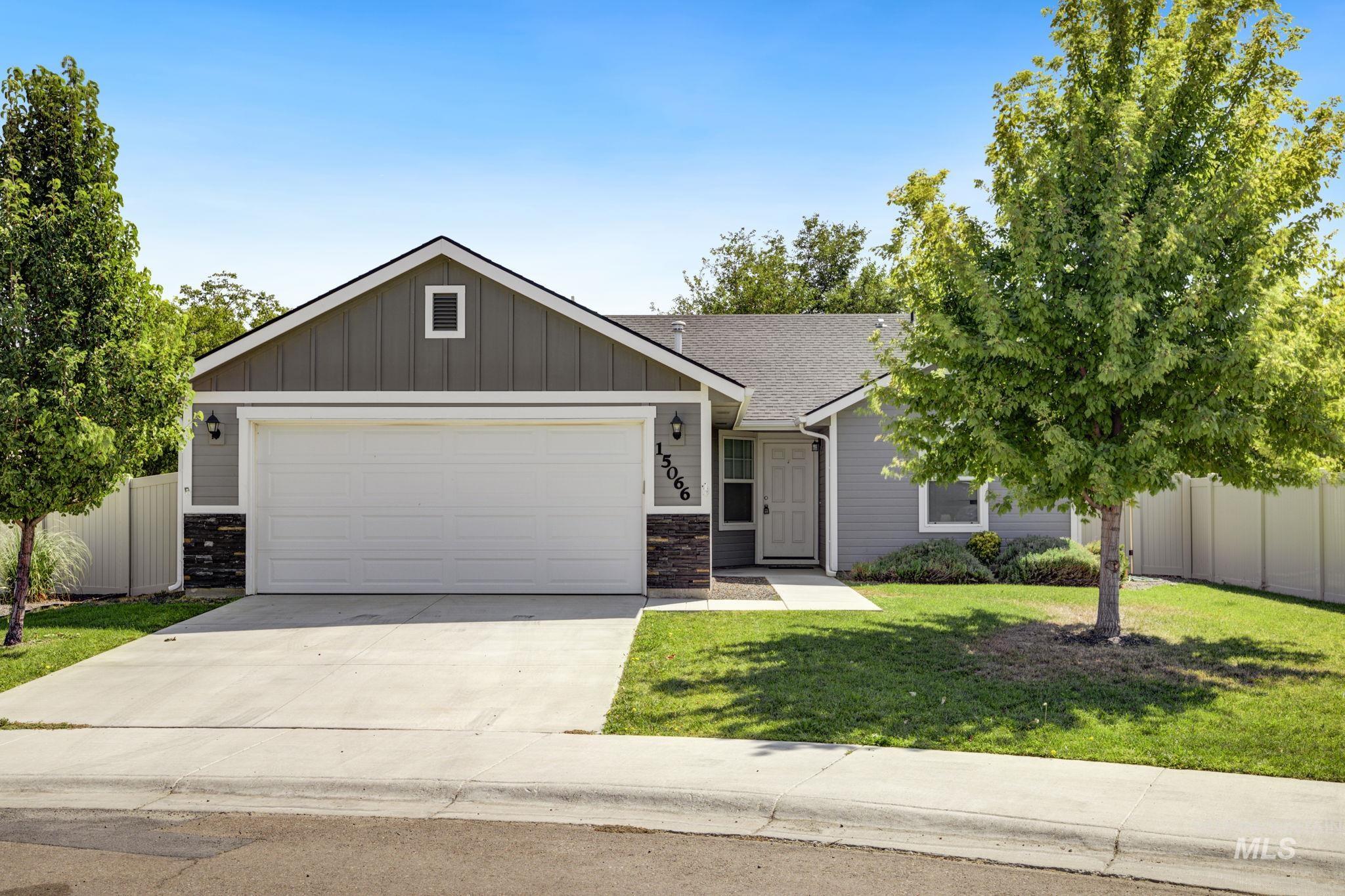 15066 N Bonelli Ave.