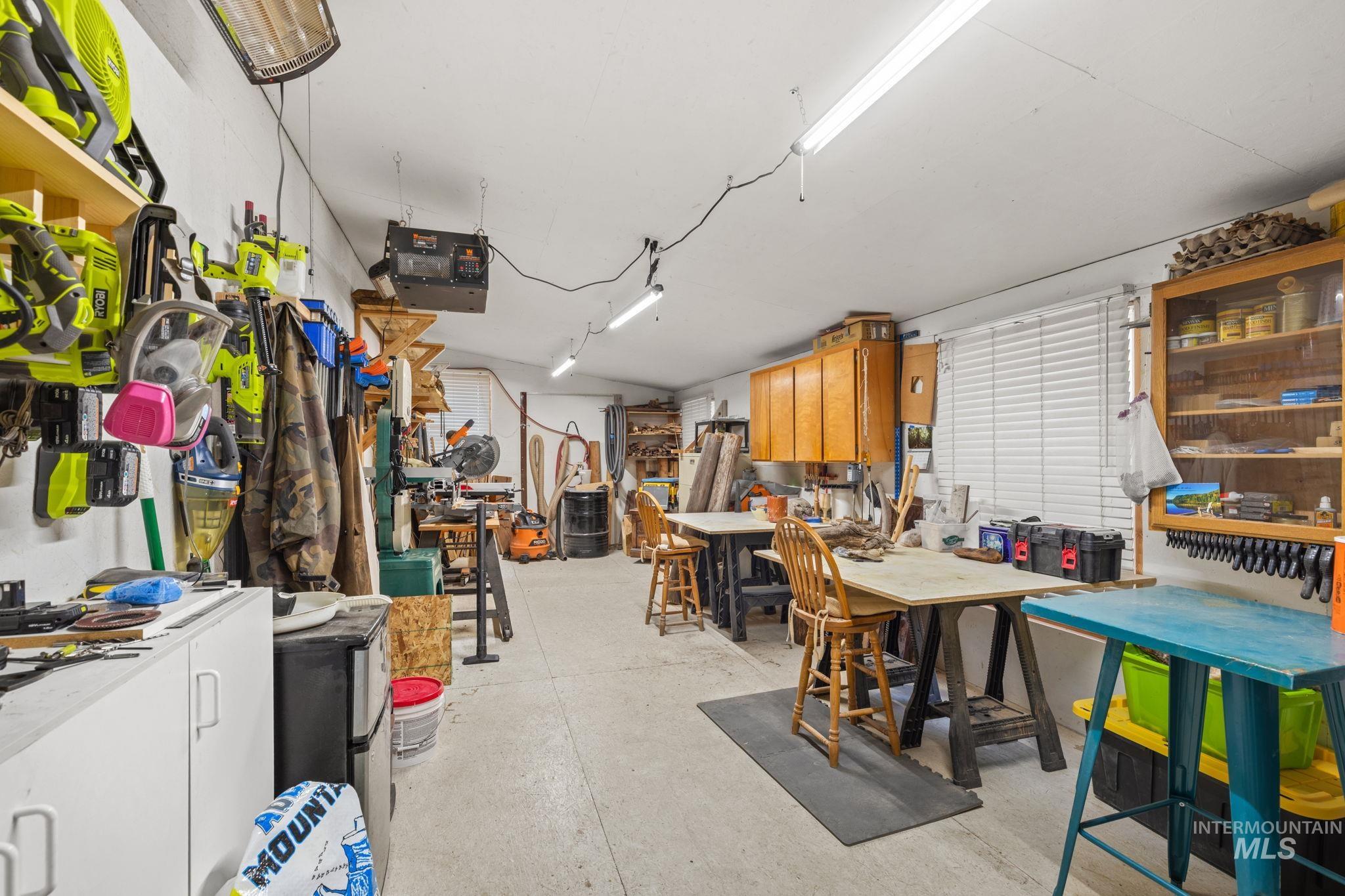 10 Cricket Rd