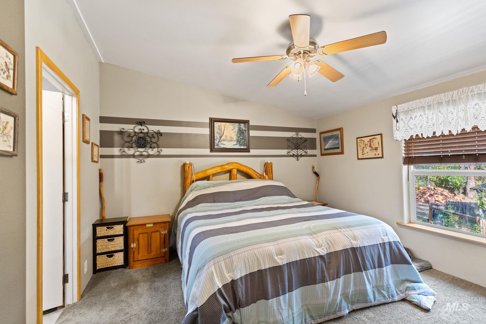 10 Cricket Rd