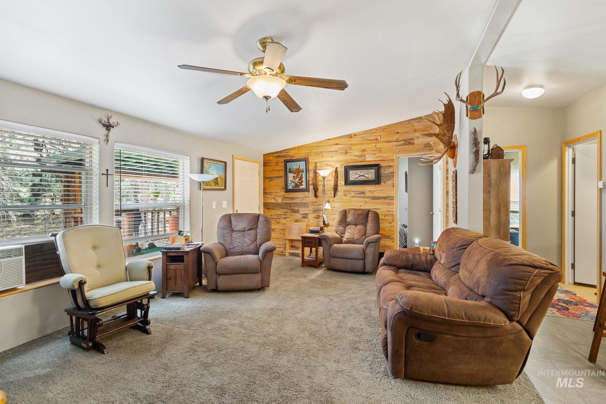 10 Cricket Rd