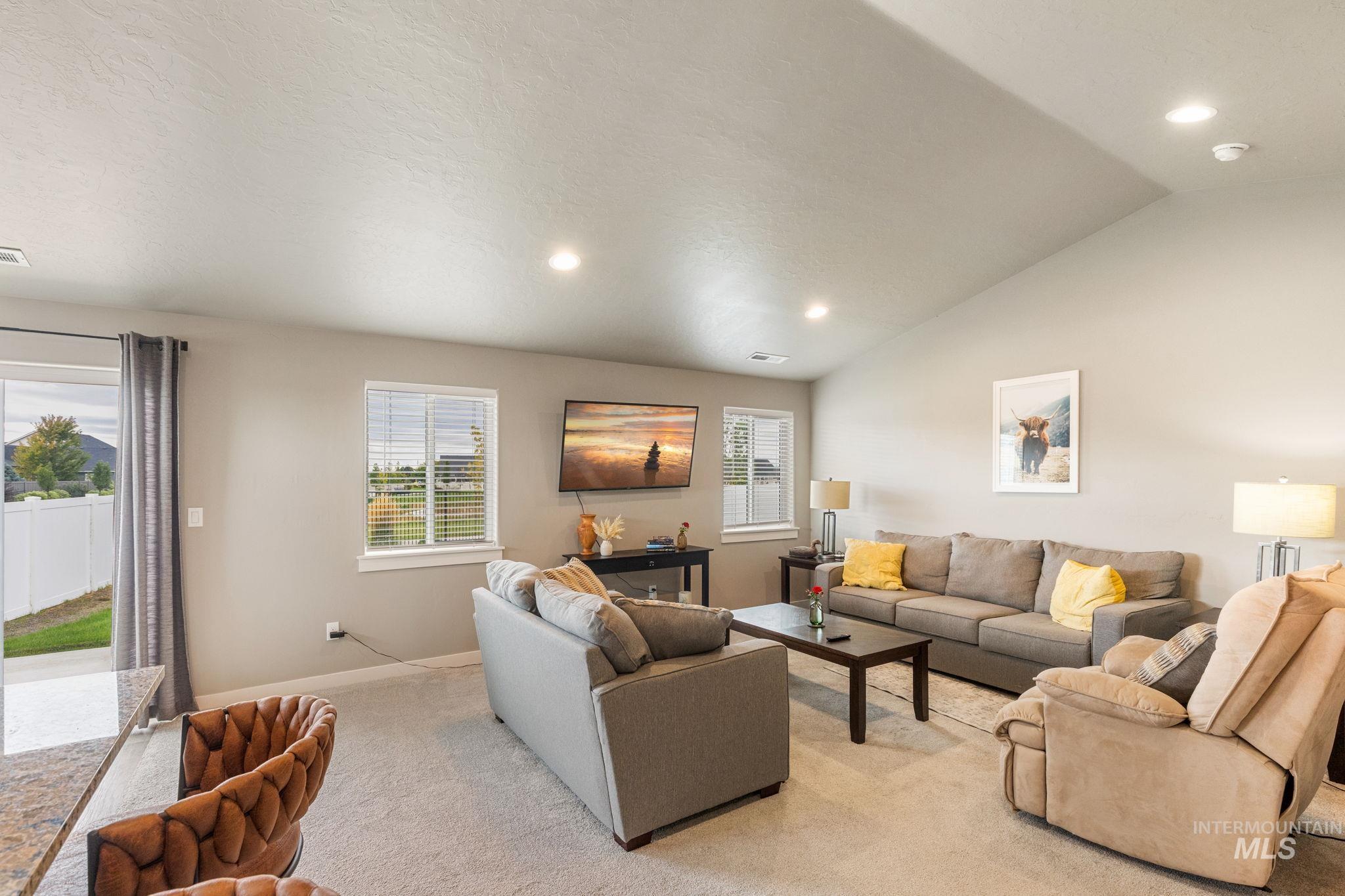 10169 Fiddleneck Ln