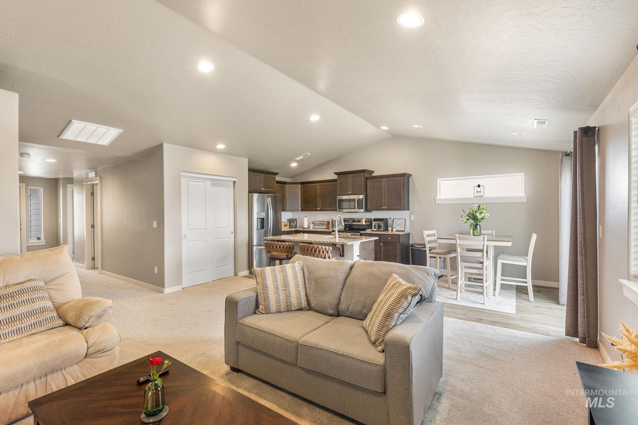 10169 Fiddleneck Ln